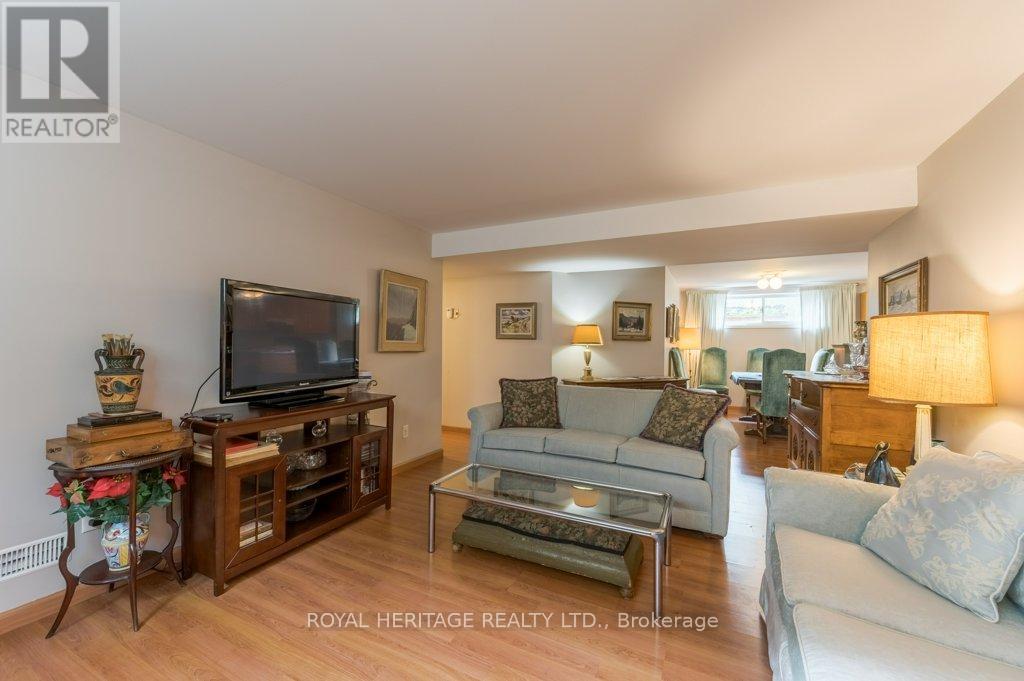 258 Franmor Drive, Peterborough (Ashburnham Ward 4), Ontario  K9H 7M3 - Photo 28 - X12982200