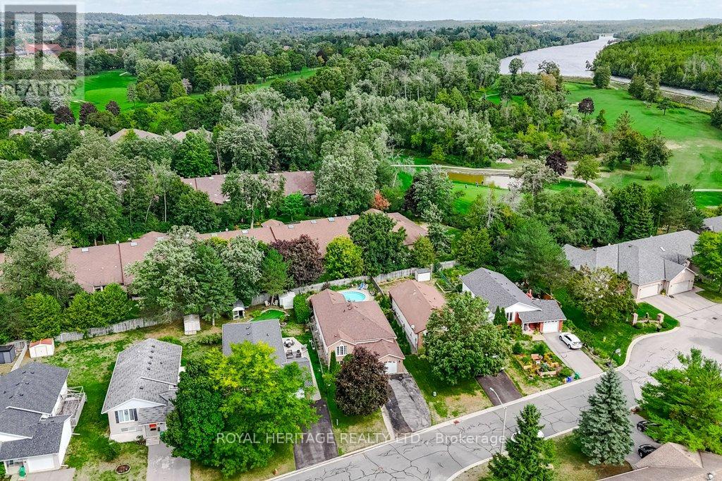 258 Franmor Drive, Peterborough (Ashburnham Ward 4), Ontario  K9H 7M3 - Photo 3 - X12982200