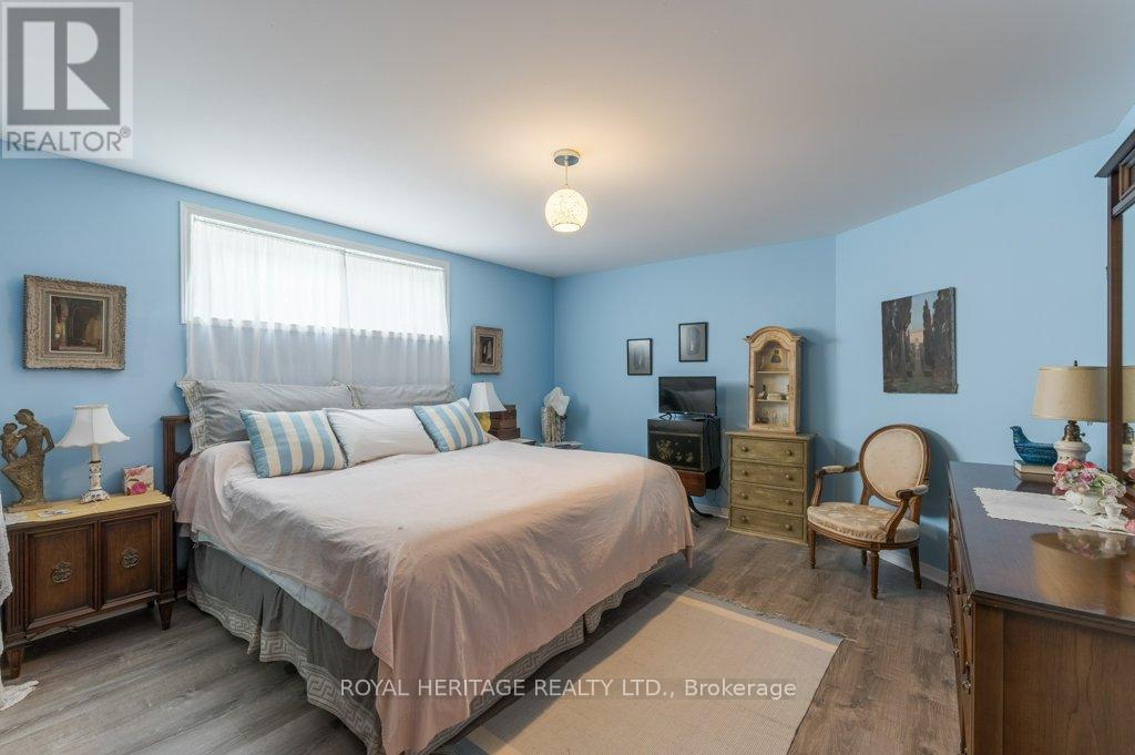 258 Franmor Drive, Peterborough (Ashburnham Ward 4), Ontario  K9H 7M3 - Photo 34 - X12982200