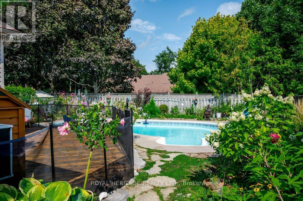 258 Franmor Drive, Peterborough (Ashburnham Ward 4), Ontario  K9H 7M3 - Photo 40 - X12982200