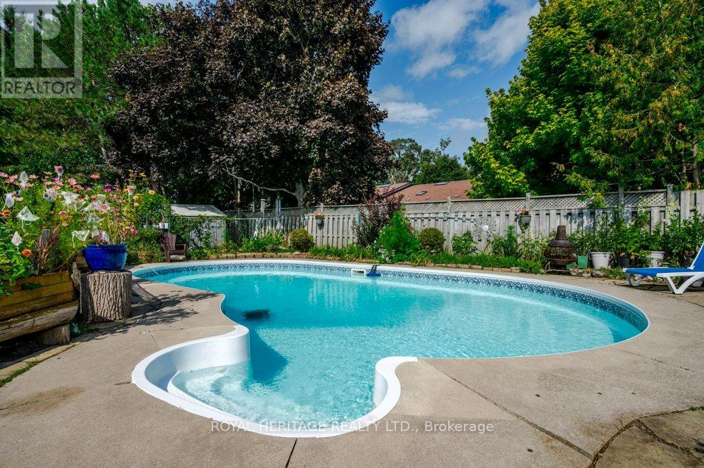 258 Franmor Drive, Peterborough (Ashburnham Ward 4), Ontario  K9H 7M3 - Photo 42 - X12982200