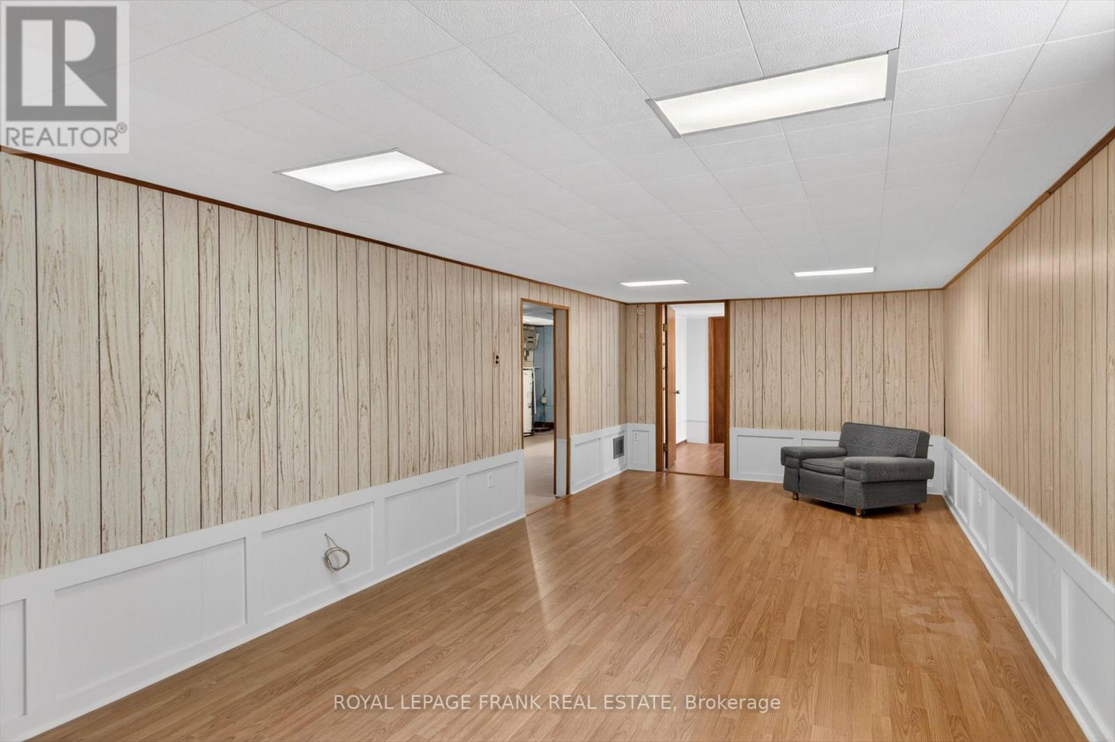 929 Western Avenue, Peterborough (Otonabee Ward 1), Ontario  K9J 5W1 - Photo 21 - X12982418