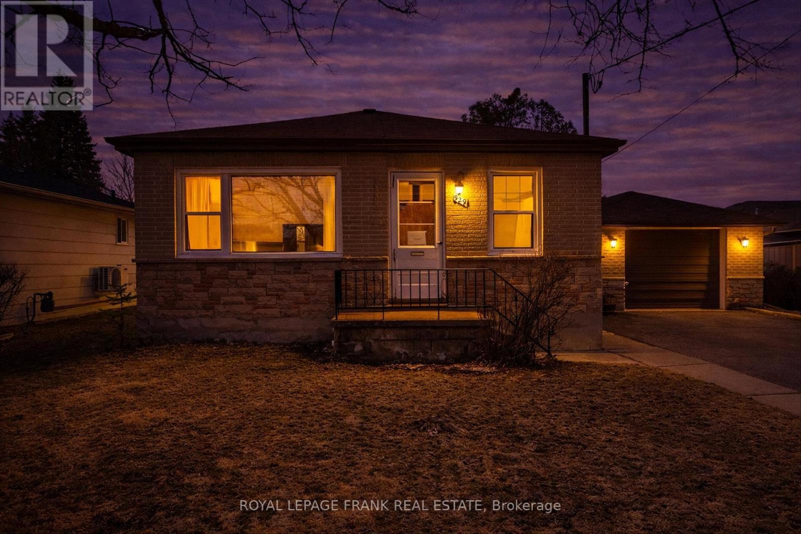 929 Western Avenue, Peterborough (Otonabee Ward 1), Ontario  K9J 5W1 - Photo 38 - X12982418