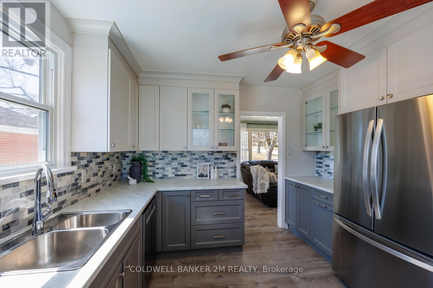 814 Downie Street, Peterborough (Northcrest Ward 5), Ontario  K9H 4L3 - Photo 8 - X12982638