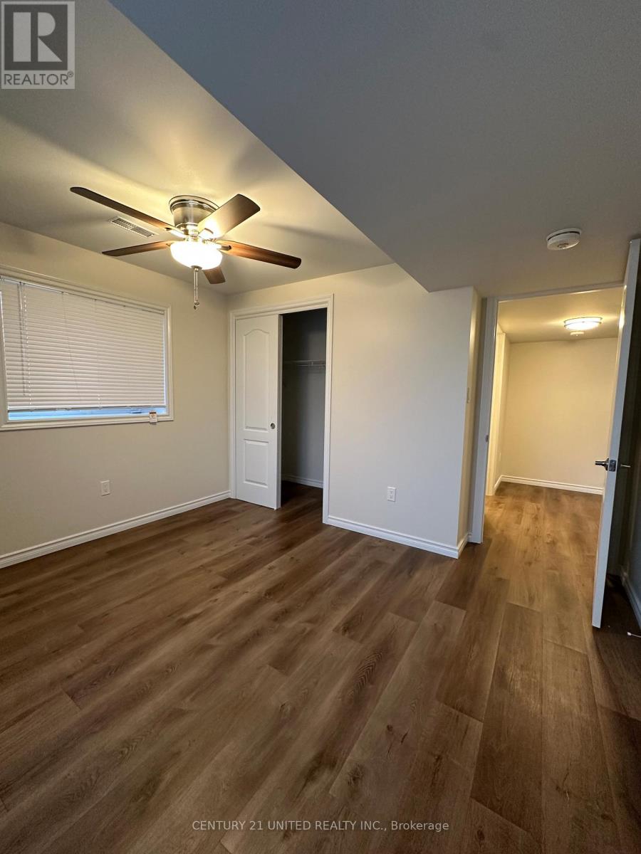 302 Blacksmith Way, Peterborough (Northcrest Ward 5), Ontario  K9L 0B5 - Photo 11 - X12983024