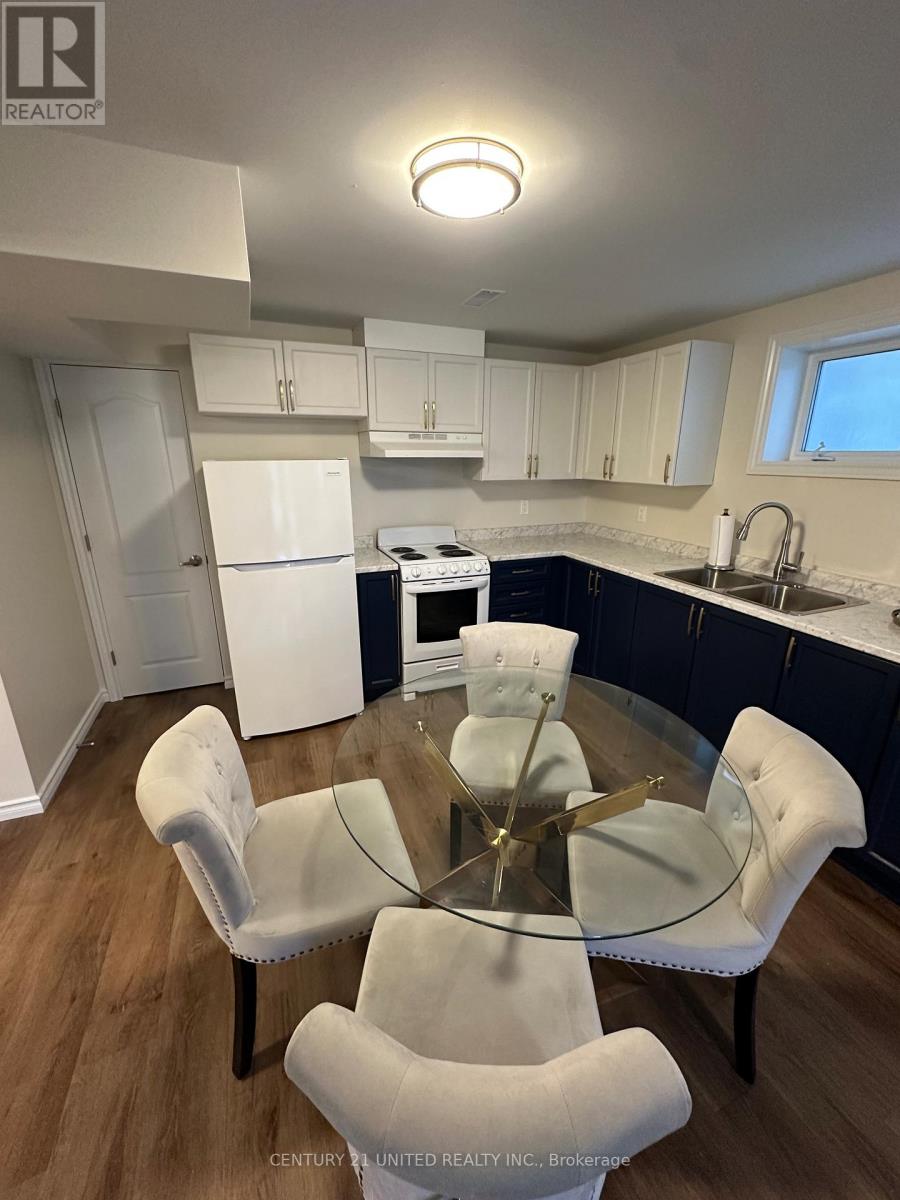 302 Blacksmith Way, Peterborough (Northcrest Ward 5), Ontario  K9L 0B5 - Photo 7 - X12983024