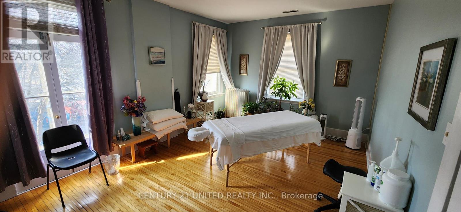 2nd Floor - 318 Stewart Street, Peterborough (Town Ward 3), Ontario  K9J 3N1 - Photo 7 - X12983088