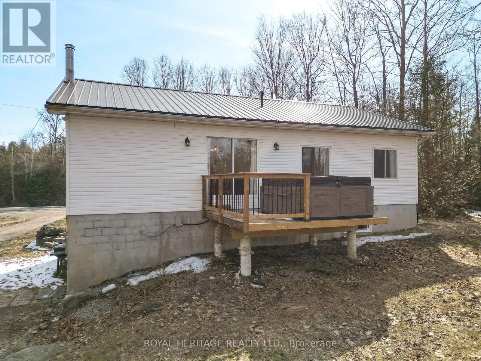 1702 County Rd 40, Douro-Dummer, Ontario  K0L 2V0 - Photo 3 - X12983320
