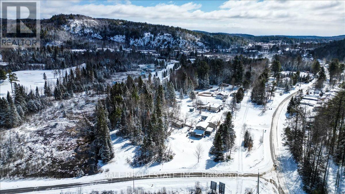 4 Nicklaus Drive, Bancroft (Bancroft Ward), Ontario  K0L 1C0 - Photo 4 - X12983596