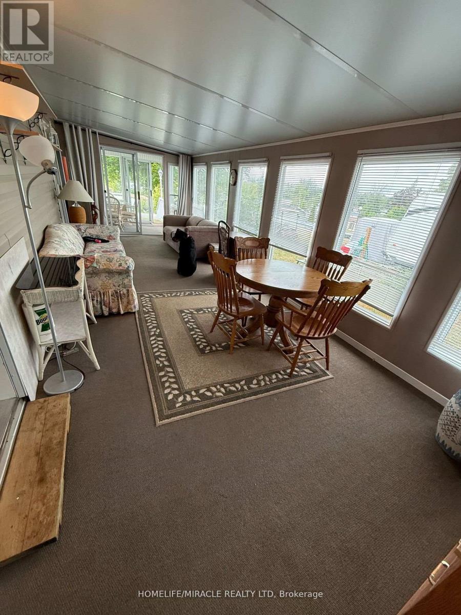 11 Grandview Drive, Peterborough (Otonabee Ward 1), Ontario  K0L 2G0 - Photo 12 - X12983624