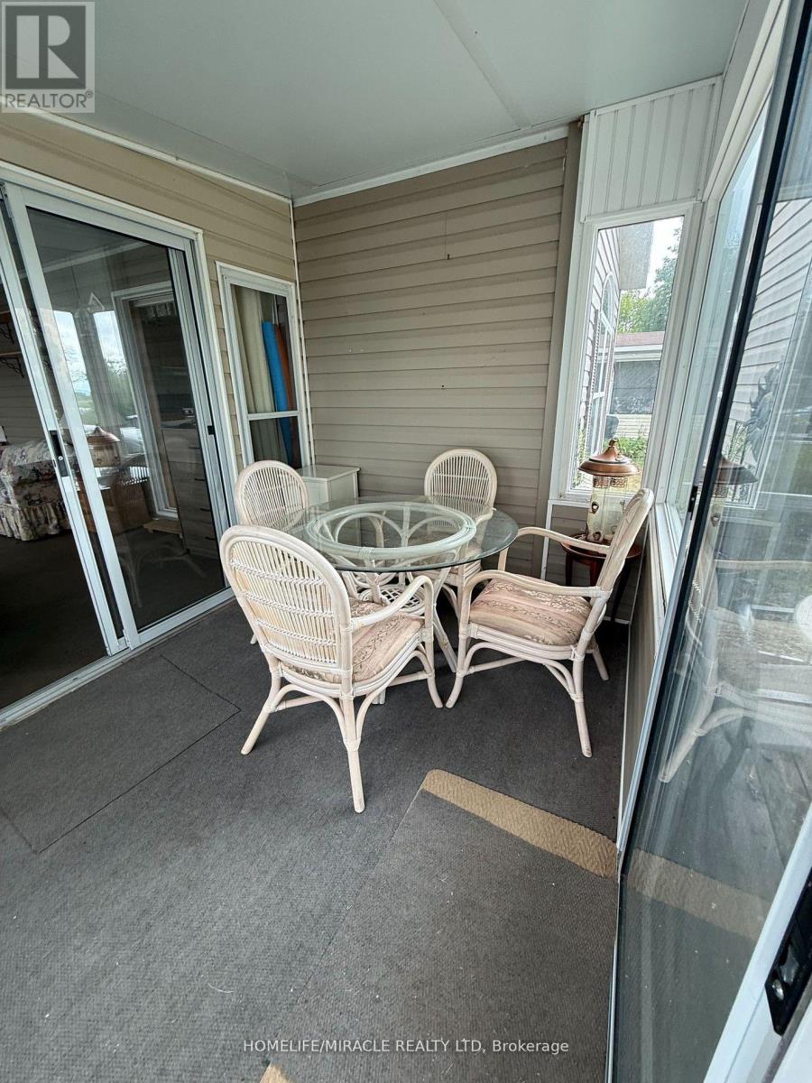 11 Grandview Drive, Peterborough (Otonabee Ward 1), Ontario  K0L 2G0 - Photo 14 - X12983624