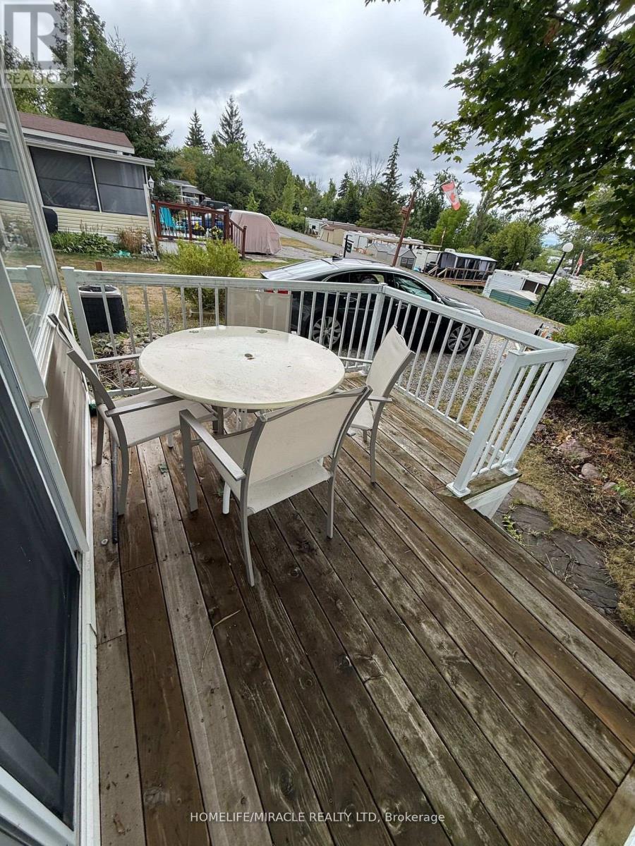 11 Grandview Drive, Peterborough (Otonabee Ward 1), Ontario  K0L 2G0 - Photo 15 - X12983624