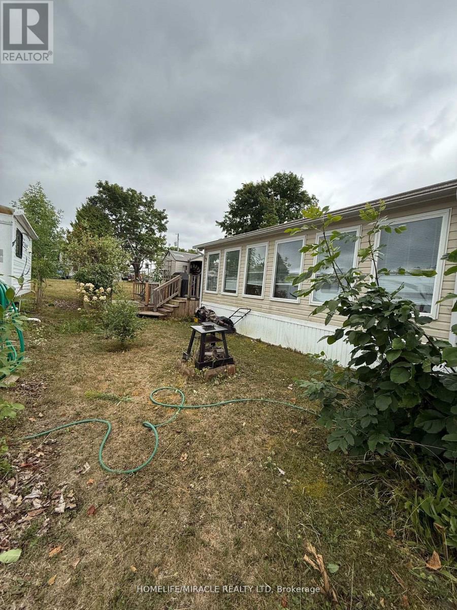 11 Grandview Drive, Peterborough (Otonabee Ward 1), Ontario  K0L 2G0 - Photo 16 - X12983624