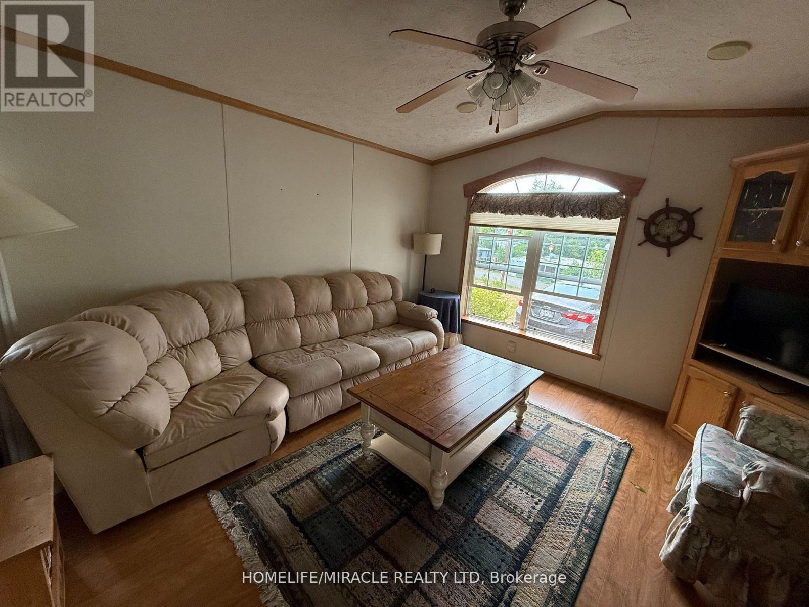 11 Grandview Drive, Peterborough (Otonabee Ward 1), Ontario  K0L 2G0 - Photo 2 - X12983624