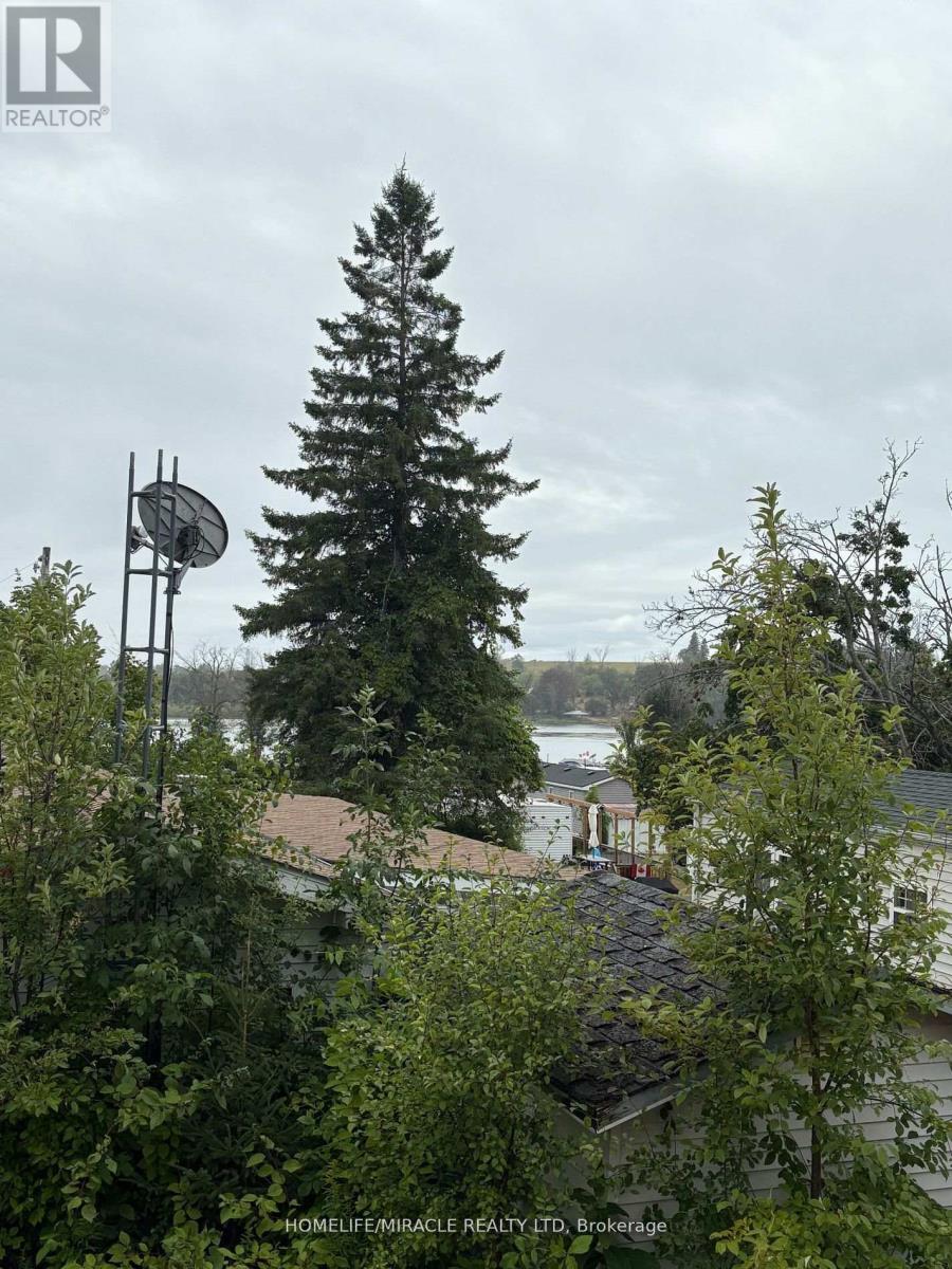 11 Grandview Drive, Peterborough (Otonabee Ward 1), Ontario  K0L 2G0 - Photo 21 - X12983624