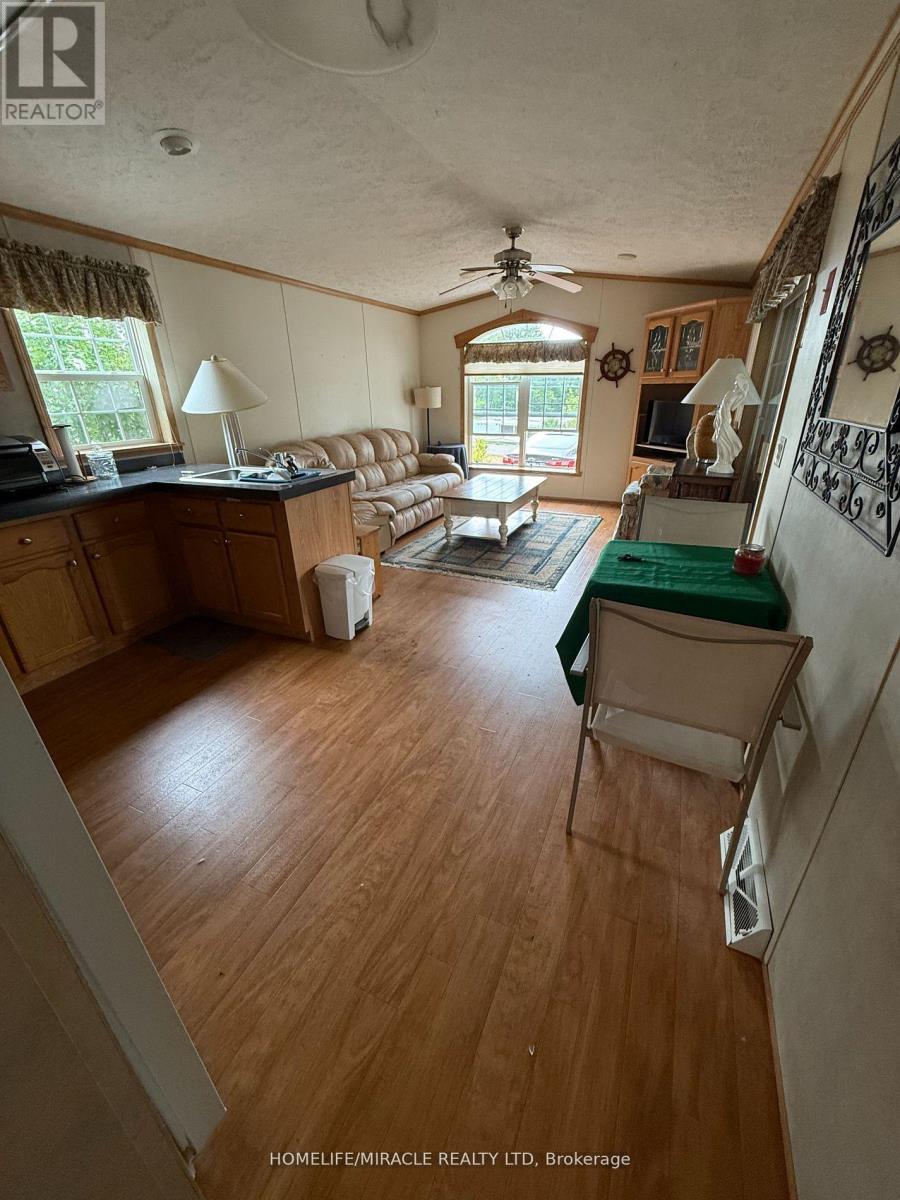 11 Grandview Drive, Peterborough (Otonabee Ward 1), Ontario  K0L 2G0 - Photo 3 - X12983624