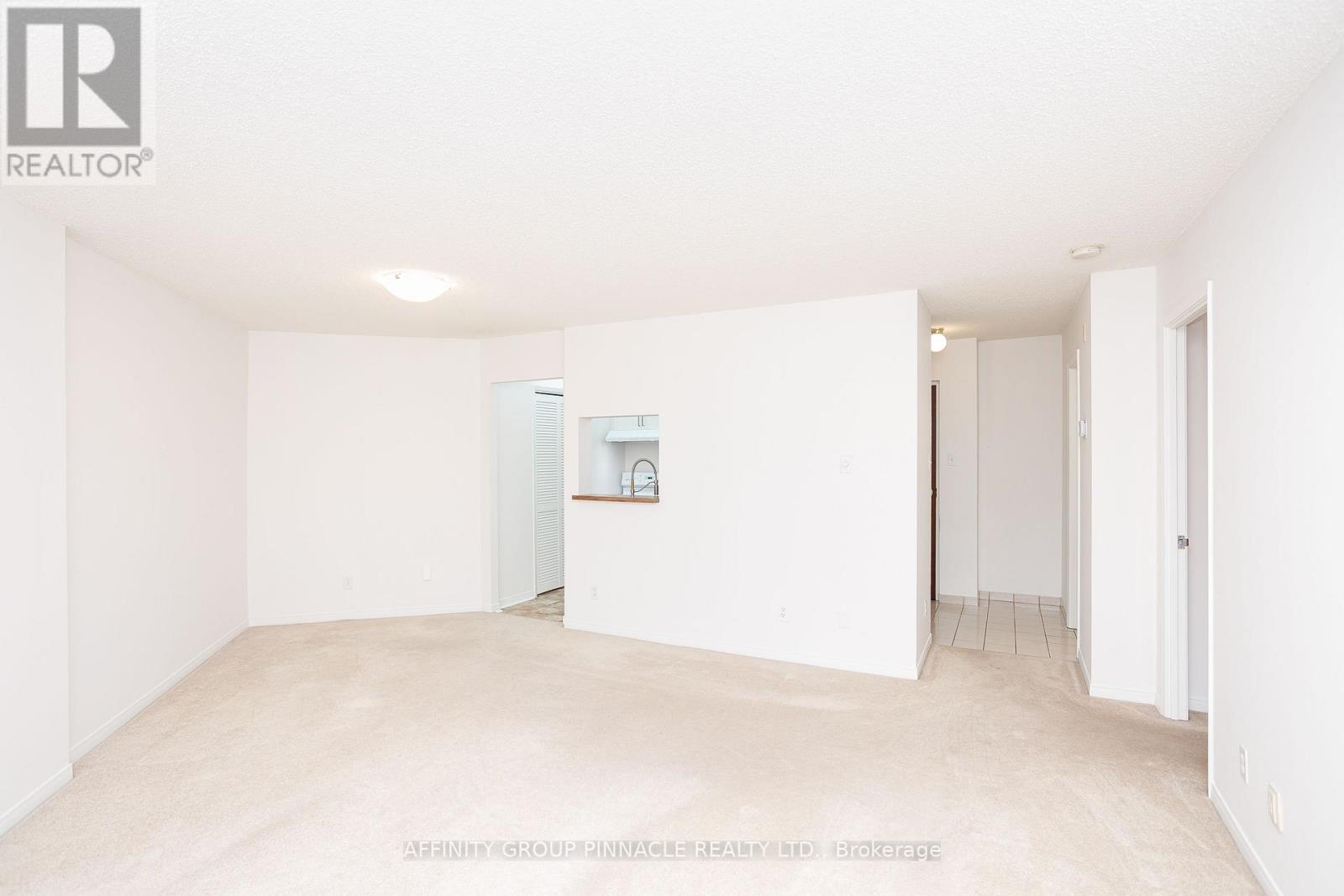 203 - 4 Heritage Way, Kawartha Lakes (Lindsay), Ontario  K9V 5Z2 - Photo 14 - X12984466