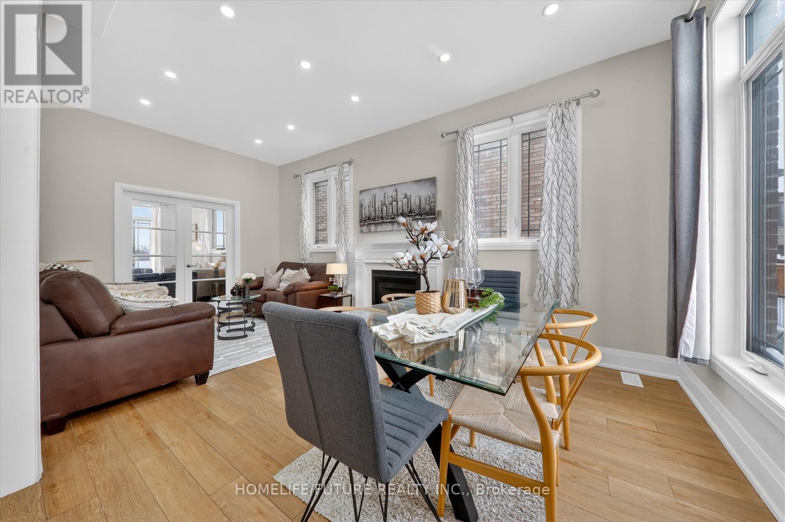 212 Mallory Terrace, Peterborough (Northcrest Ward 5), Ontario  K9H 0J8 - Photo 11 - X12984496