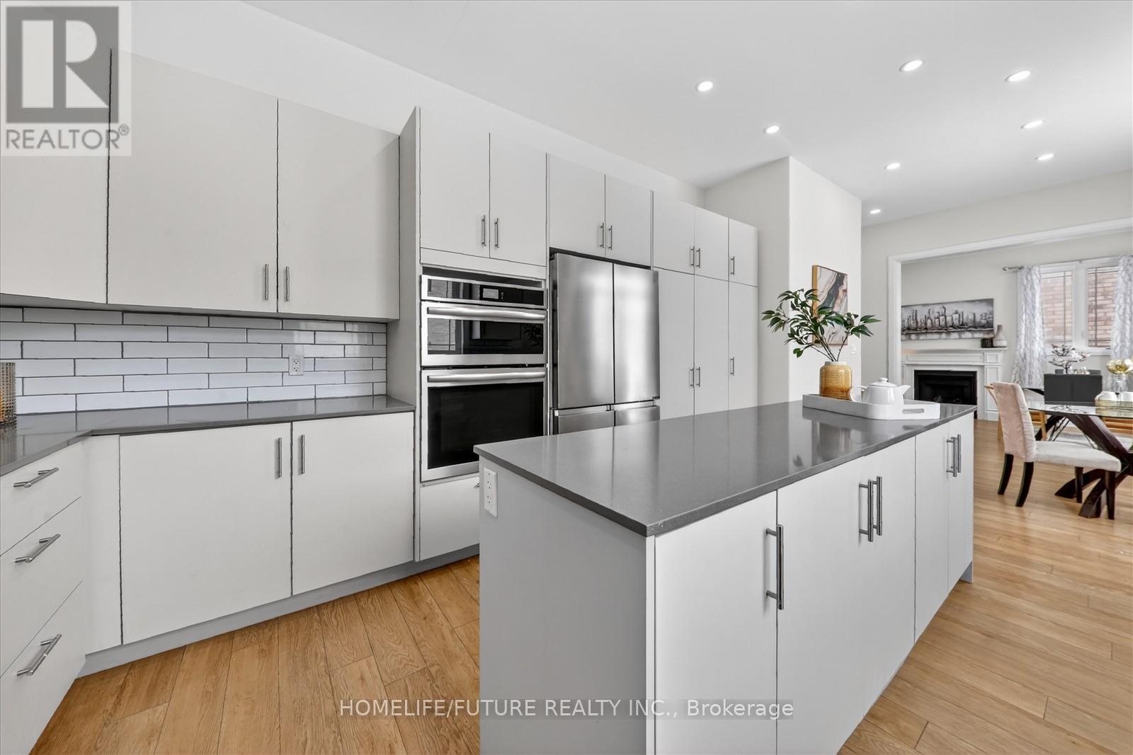 212 Mallory Terrace, Peterborough (Northcrest Ward 5), Ontario  K9H 0J8 - Photo 14 - X12984496