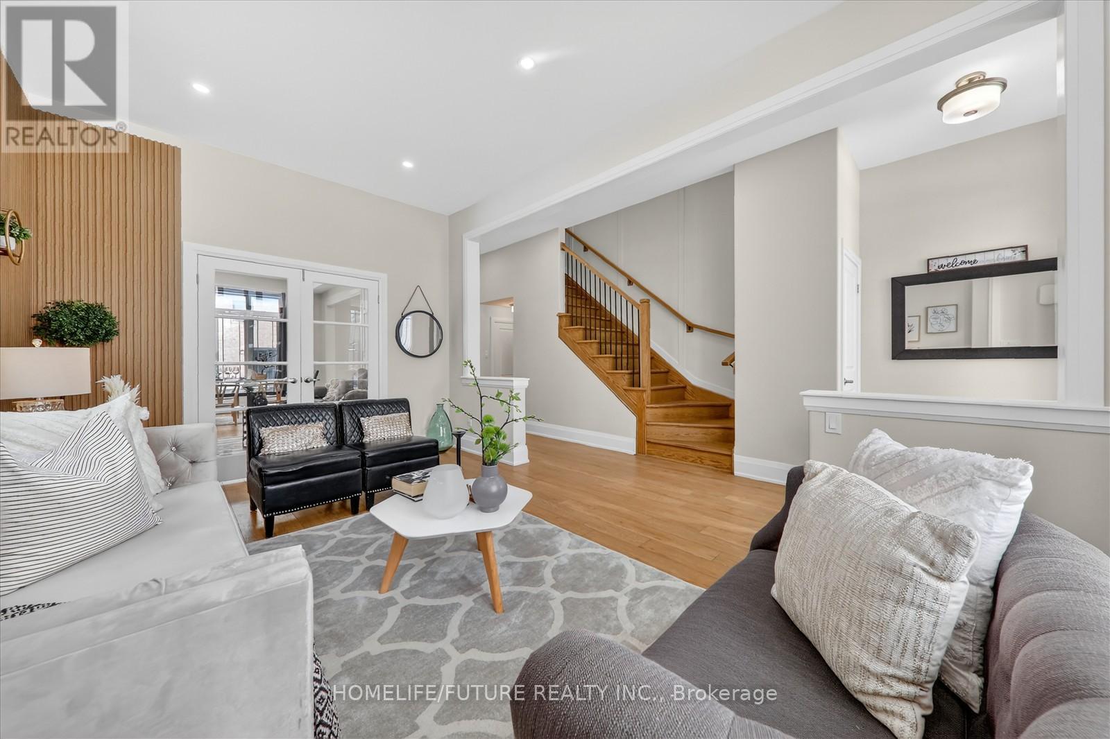 212 Mallory Terrace, Peterborough (Northcrest Ward 5), Ontario  K9H 0J8 - Photo 7 - X12984496