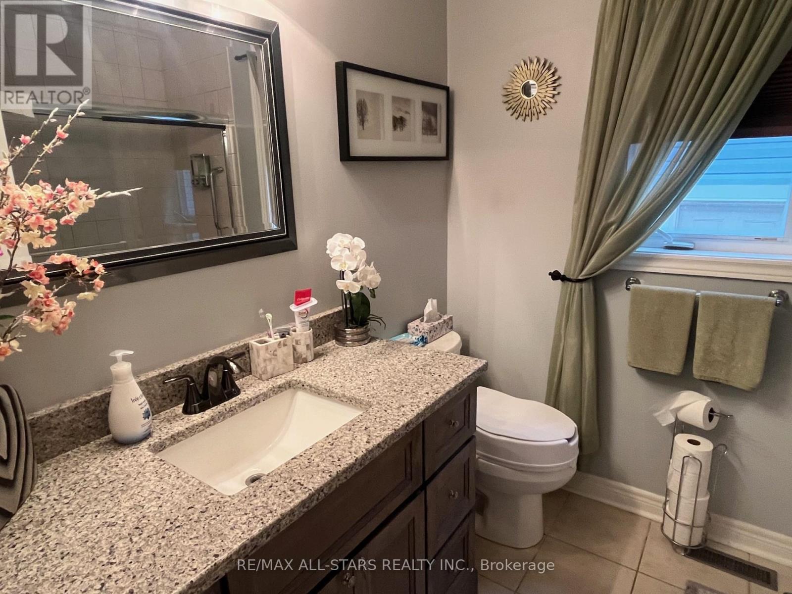 15 Purple Dusk Drive, Kawartha Lakes (Lindsay), Ontario  K9V 0B2 - Photo 11 - X12985026