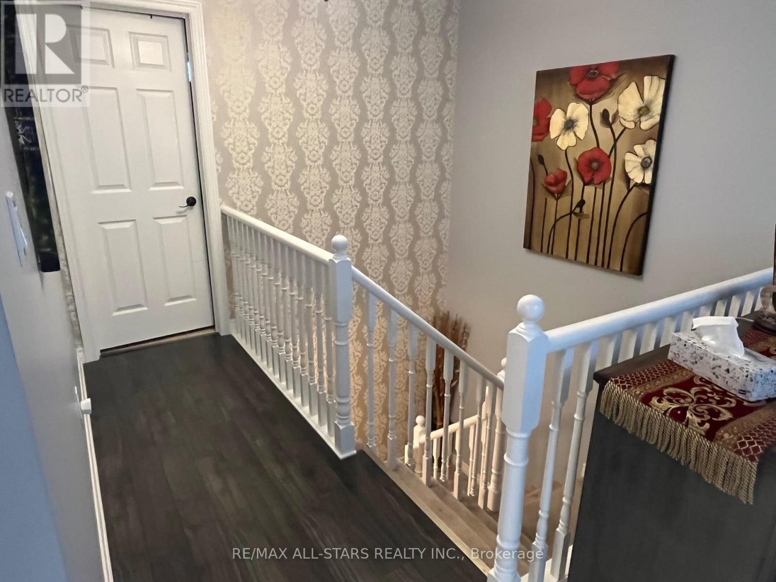 15 Purple Dusk Drive, Kawartha Lakes (Lindsay), Ontario  K9V 0B2 - Photo 13 - X12985026