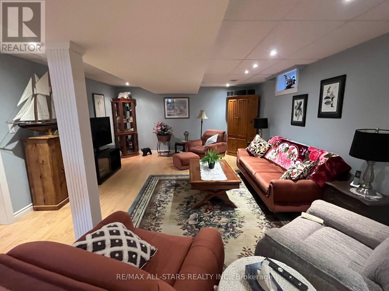 15 Purple Dusk Drive, Kawartha Lakes (Lindsay), Ontario  K9V 0B2 - Photo 14 - X12985026