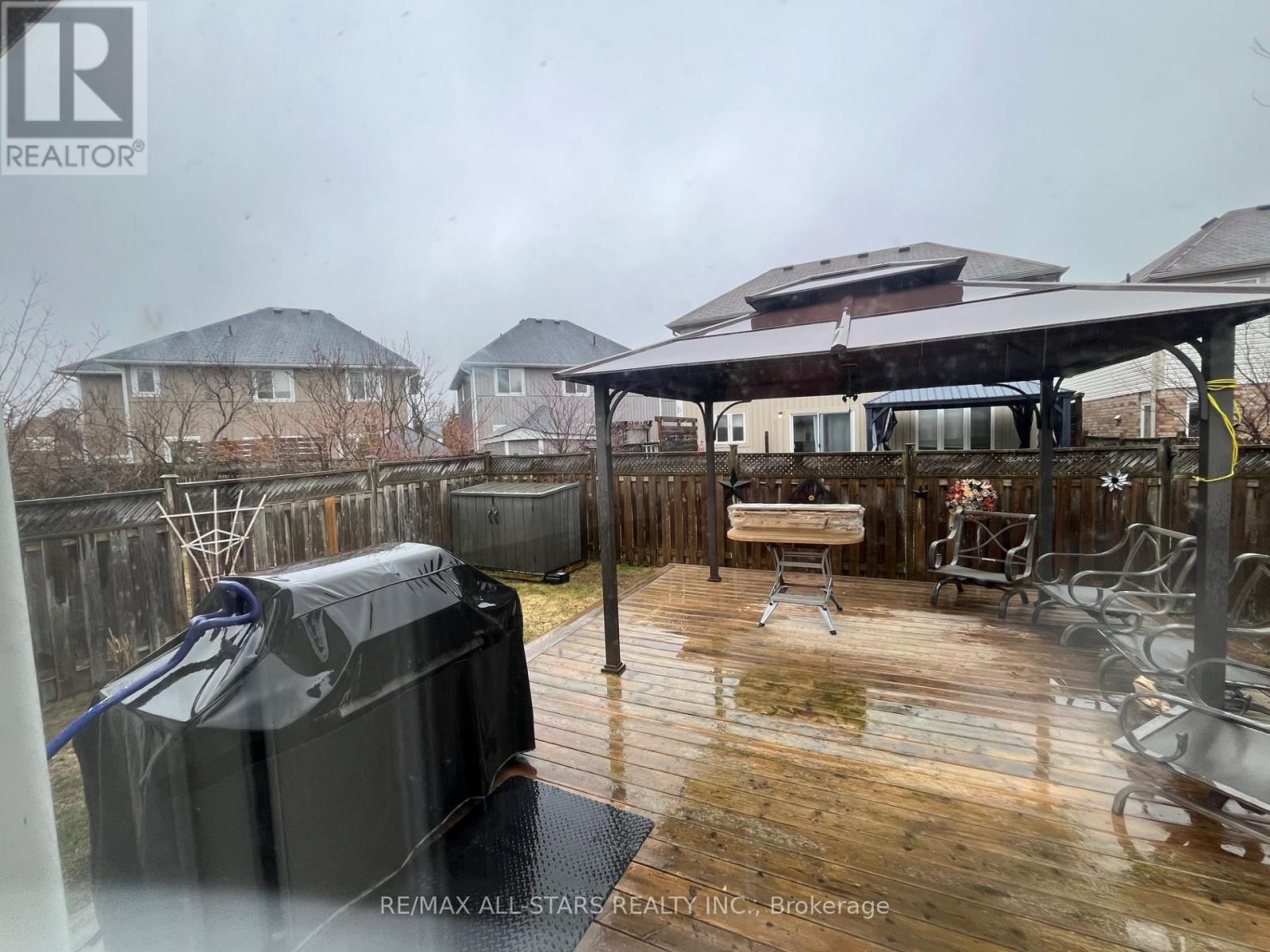 15 Purple Dusk Drive, Kawartha Lakes (Lindsay), Ontario  K9V 0B2 - Photo 22 - X12985026