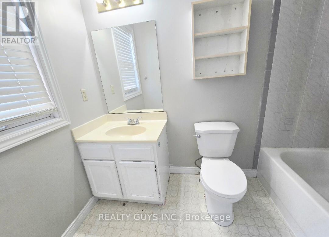 542 Westman Avenue, Peterborough (Otonabee Ward 1), Ontario  K9K 2E6 - Photo 17 - X12985820