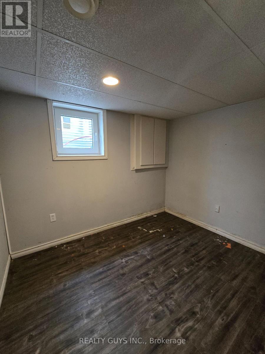 542 Westman Avenue, Peterborough (Otonabee Ward 1), Ontario  K9K 2E6 - Photo 19 - X12985820