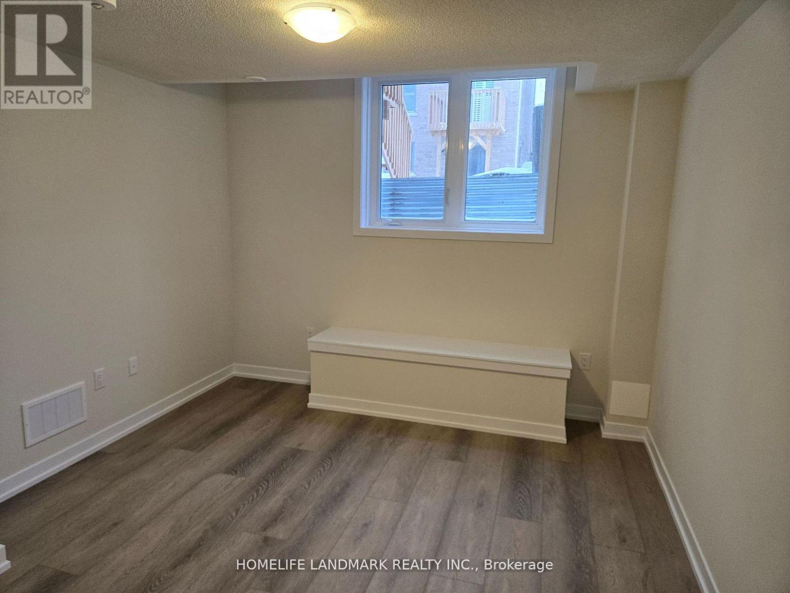 Unknown Address, ,     - Photo 6 - E12986074