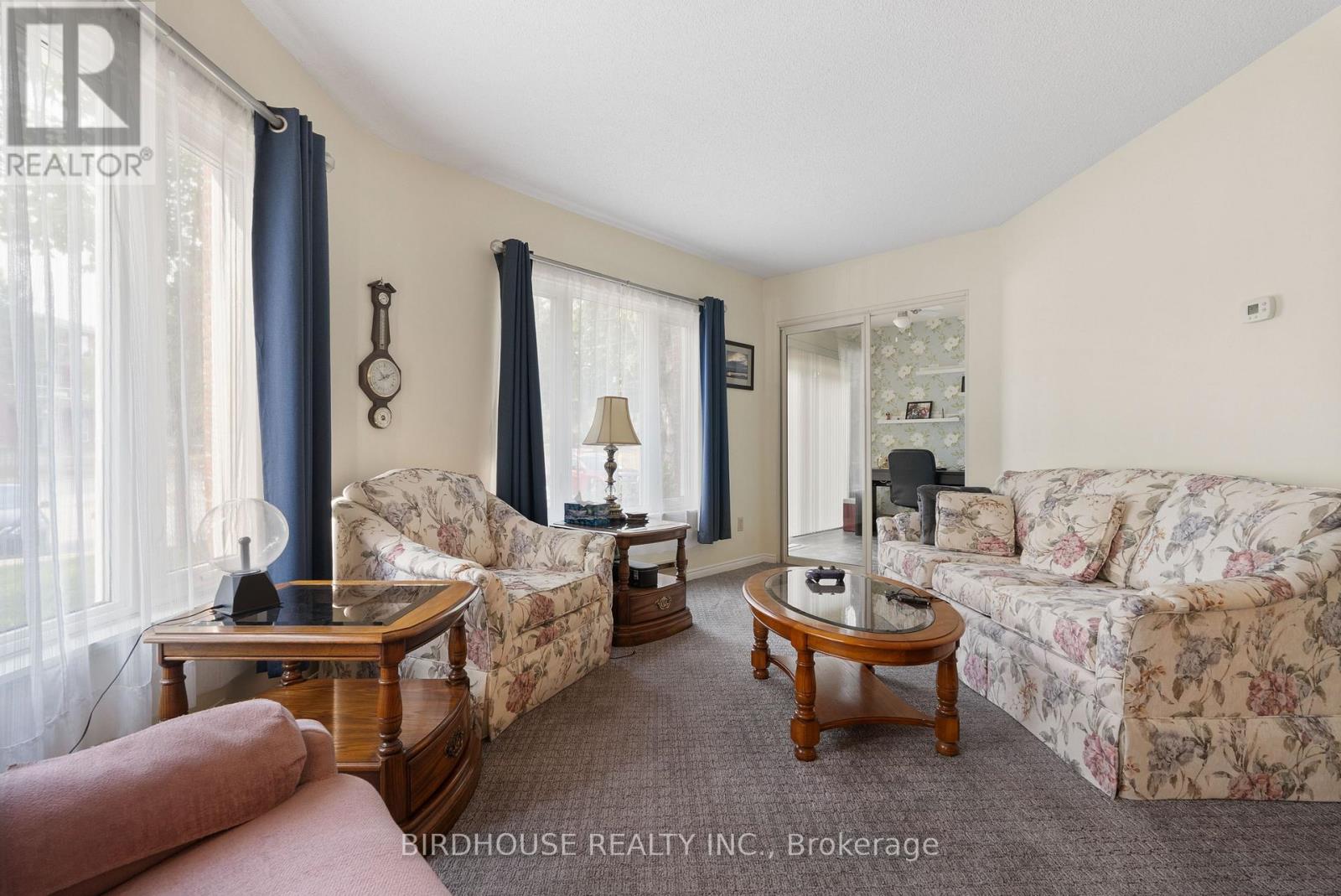 109 - 1 Heritage Way, Kawartha Lakes (Lindsay), Ontario  K9V 5P9 - Photo 9 - X12986500