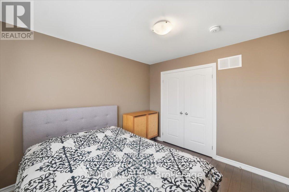 52 Claxton Crescent, Kawartha Lakes (Lindsay), Ontario  K9V 0H3 - Photo 27 - X12986562