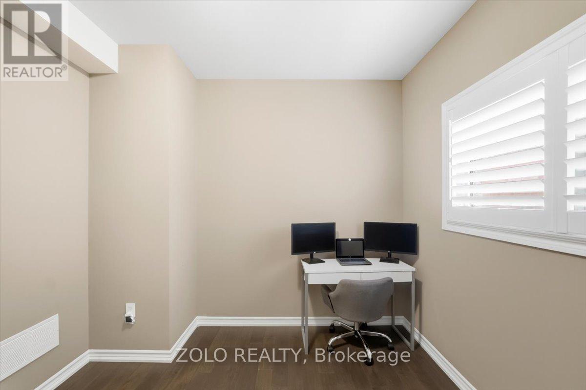 52 Claxton Crescent, Kawartha Lakes (Lindsay), Ontario  K9V 0H3 - Photo 31 - X12986562