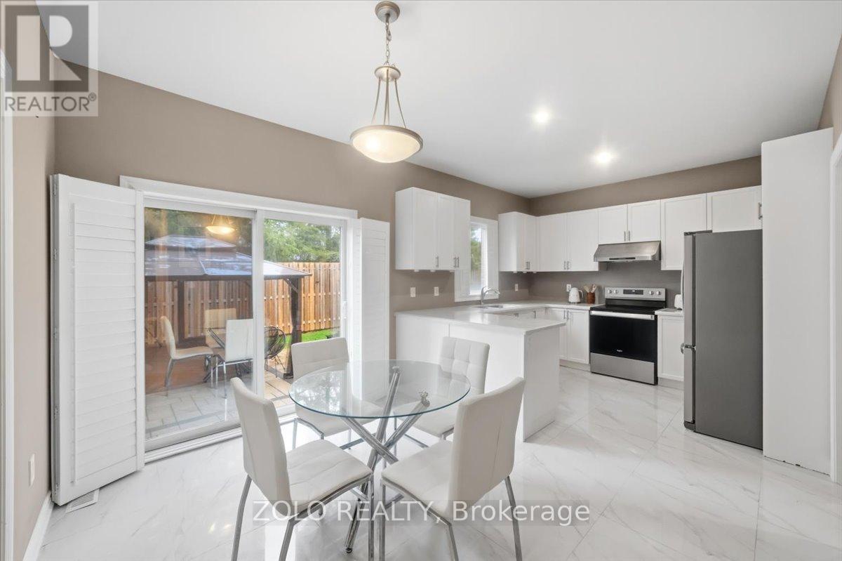 52 Claxton Crescent, Kawartha Lakes (Lindsay), Ontario  K9V 0H3 - Photo 5 - X12986562