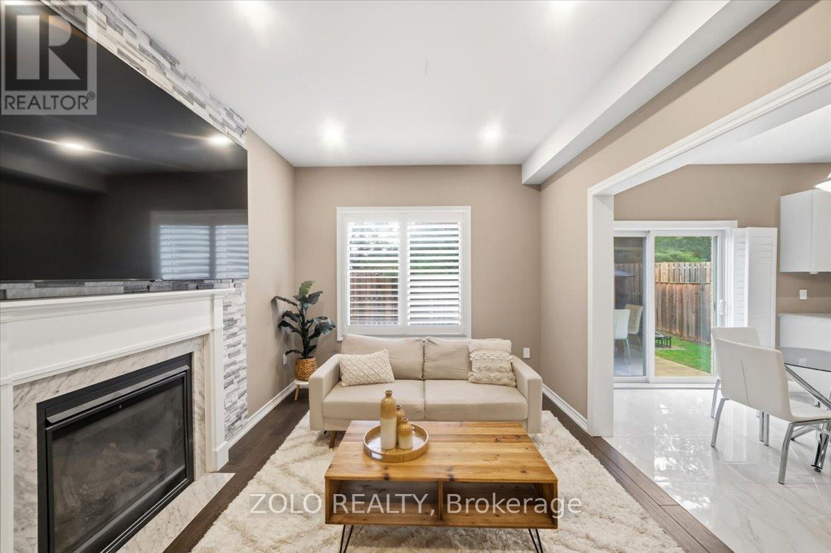 52 Claxton Crescent, Kawartha Lakes (Lindsay), Ontario  K9V 0H3 - Photo 8 - X12986562