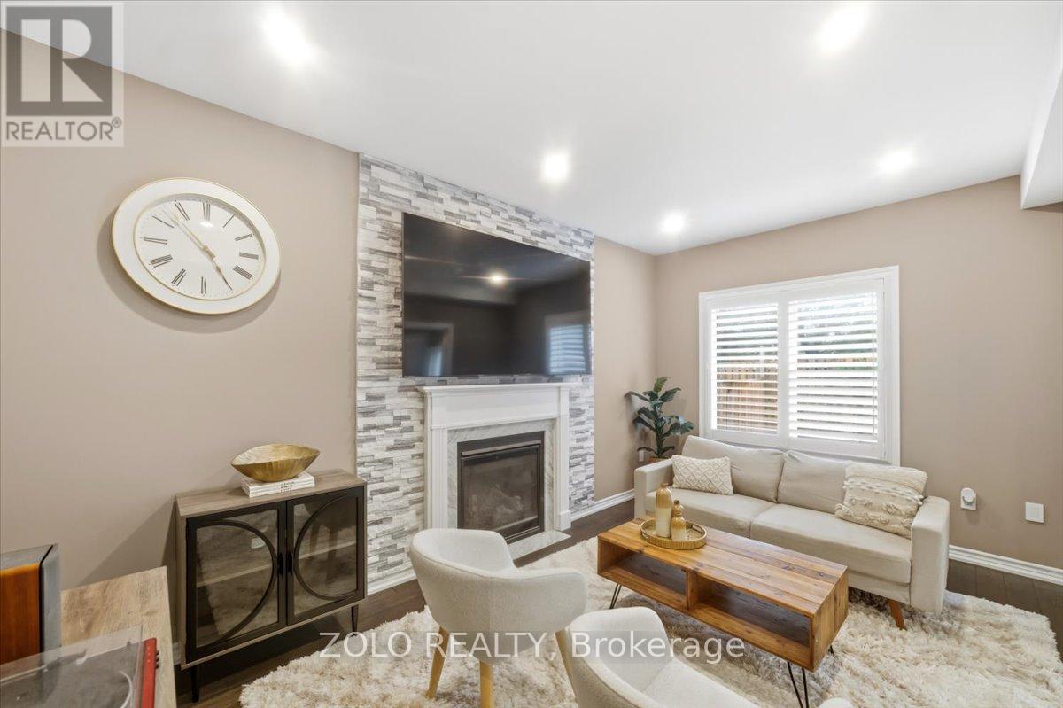 52 Claxton Crescent, Kawartha Lakes (Lindsay), Ontario  K9V 0H3 - Photo 9 - X12986562