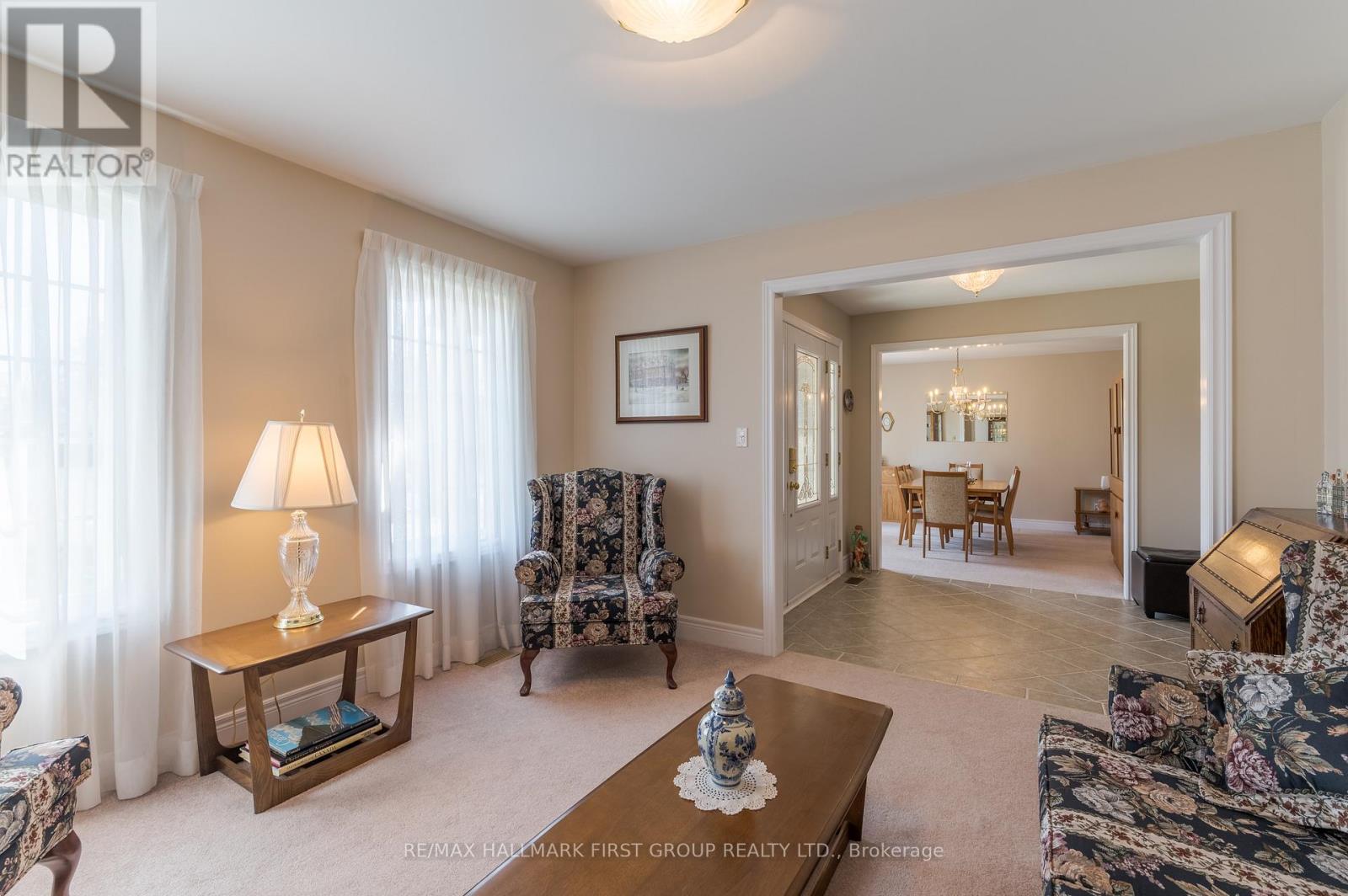 4 Bluewater Avenue, Kawartha Lakes (Fenelon), Ontario  K9V 0K6 - Photo 12 - X12986564