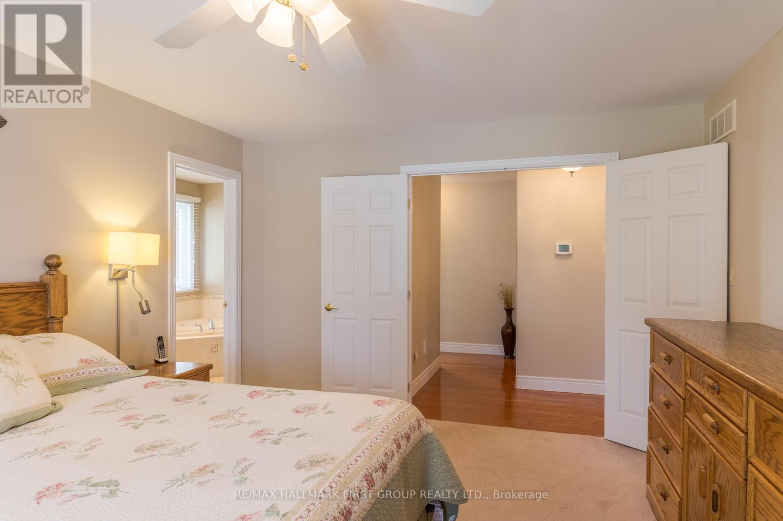 4 Bluewater Avenue, Kawartha Lakes (Fenelon), Ontario  K9V 0K6 - Photo 20 - X12986564