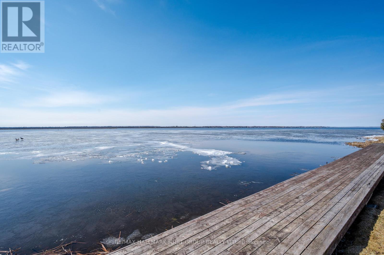 4 Bluewater Avenue, Kawartha Lakes (Fenelon), Ontario  K9V 0K6 - Photo 34 - X12986564