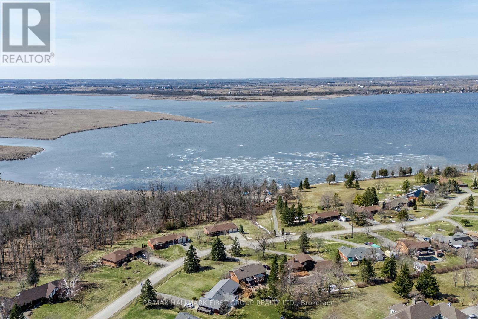 4 Bluewater Avenue, Kawartha Lakes (Fenelon), Ontario  K9V 0K6 - Photo 36 - X12986564