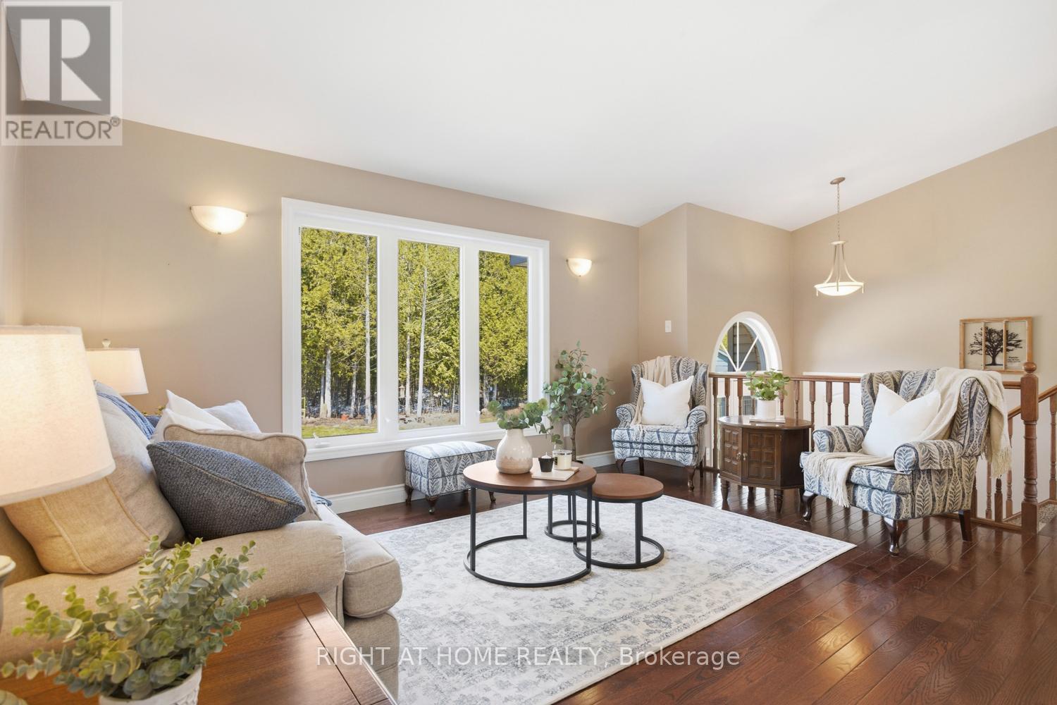 216 Mount Horeb Road, Kawartha Lakes (Ops), Ontario  K9V 4R4 - Photo 11 - X12986712