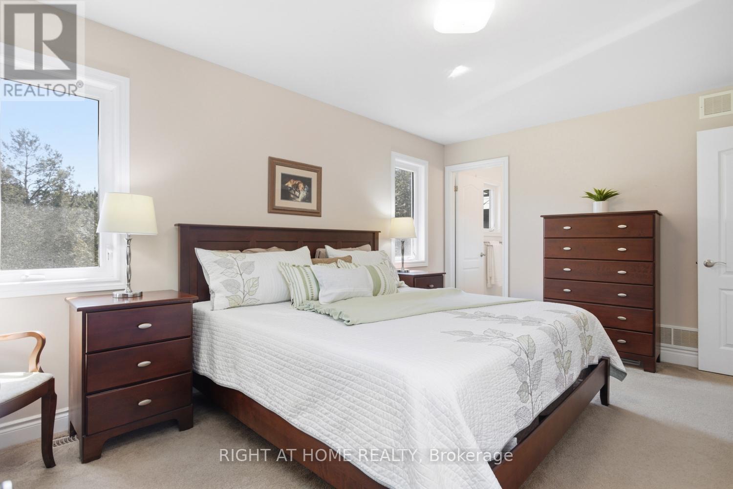 216 Mount Horeb Road, Kawartha Lakes (Ops), Ontario  K9V 4R4 - Photo 21 - X12986712