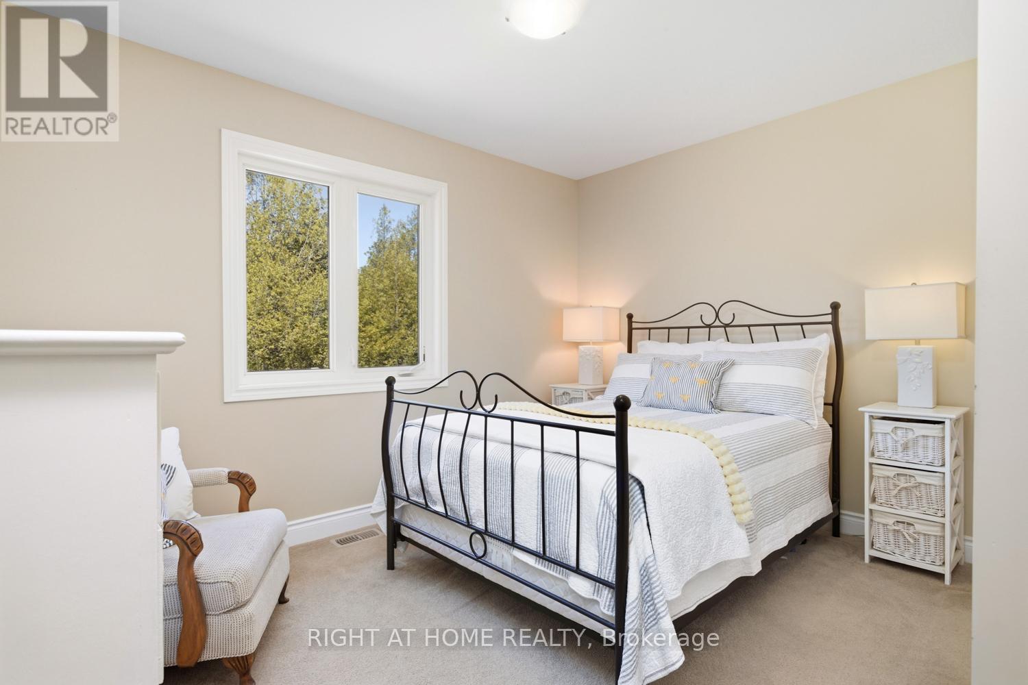 216 Mount Horeb Road, Kawartha Lakes (Ops), Ontario  K9V 4R4 - Photo 23 - X12986712