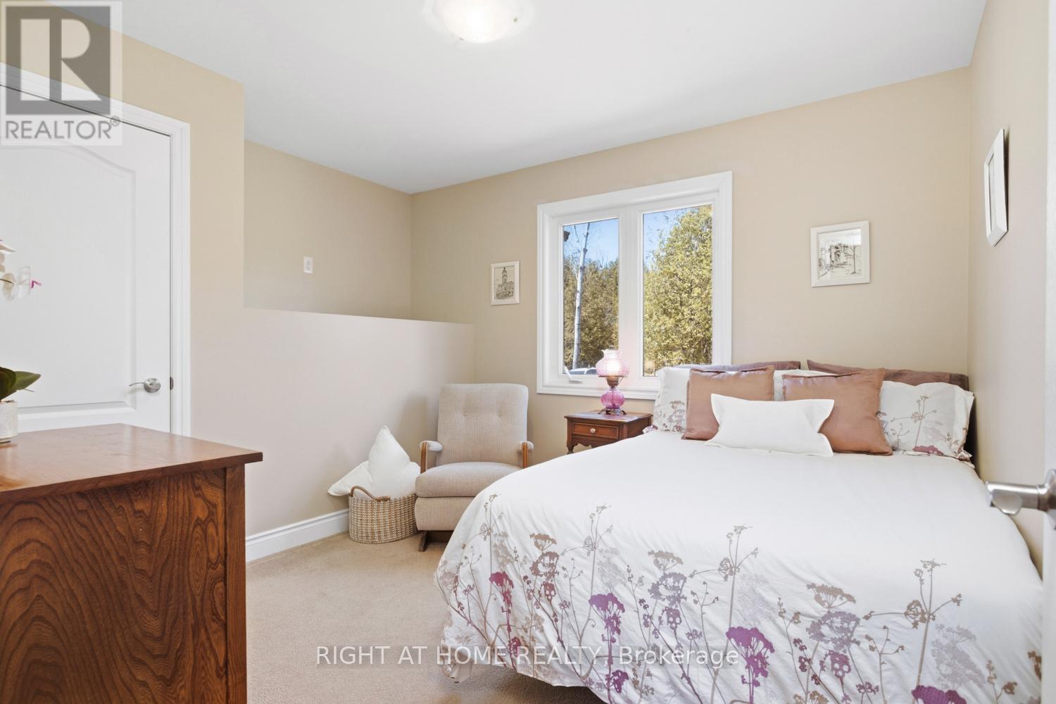 216 Mount Horeb Road, Kawartha Lakes (Ops), Ontario  K9V 4R4 - Photo 25 - X12986712