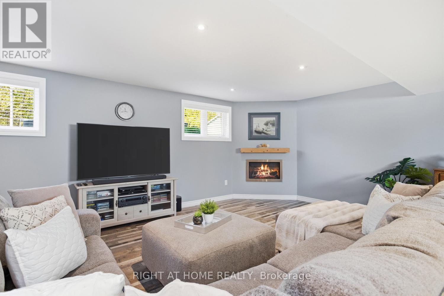 216 Mount Horeb Road, Kawartha Lakes (Ops), Ontario  K9V 4R4 - Photo 30 - X12986712