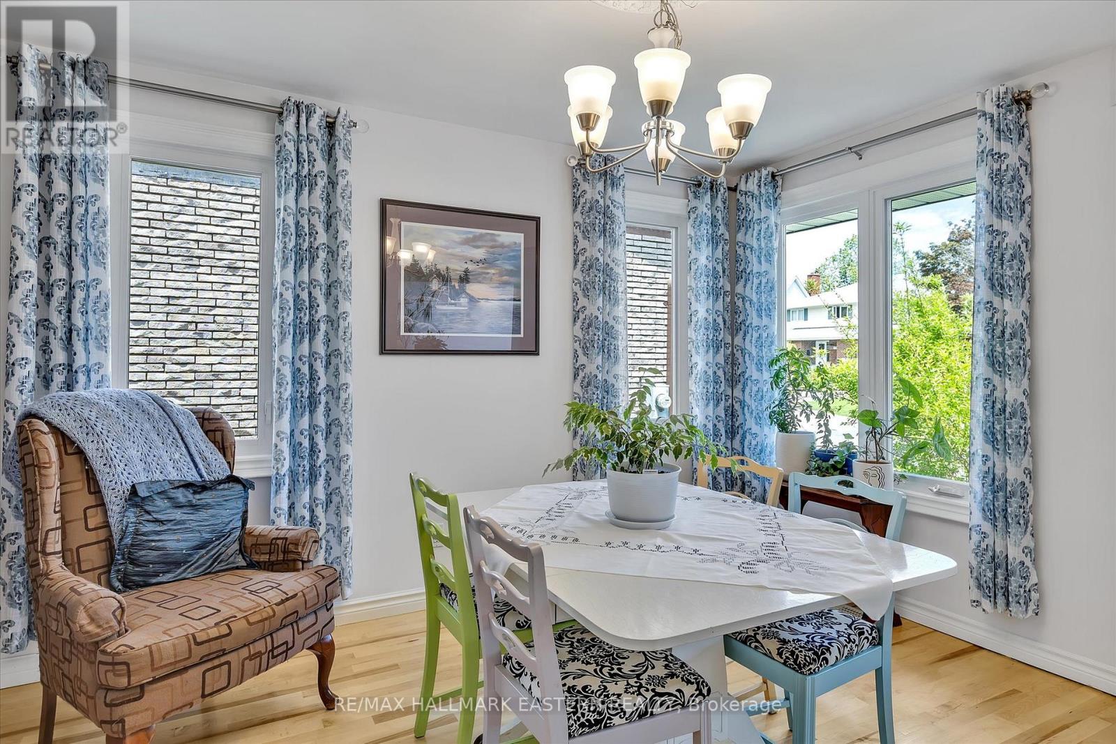 959 Golfview Road, Peterborough (Otonabee Ward 1), Ontario  K9J 7W2 - Photo 10 - X12986732