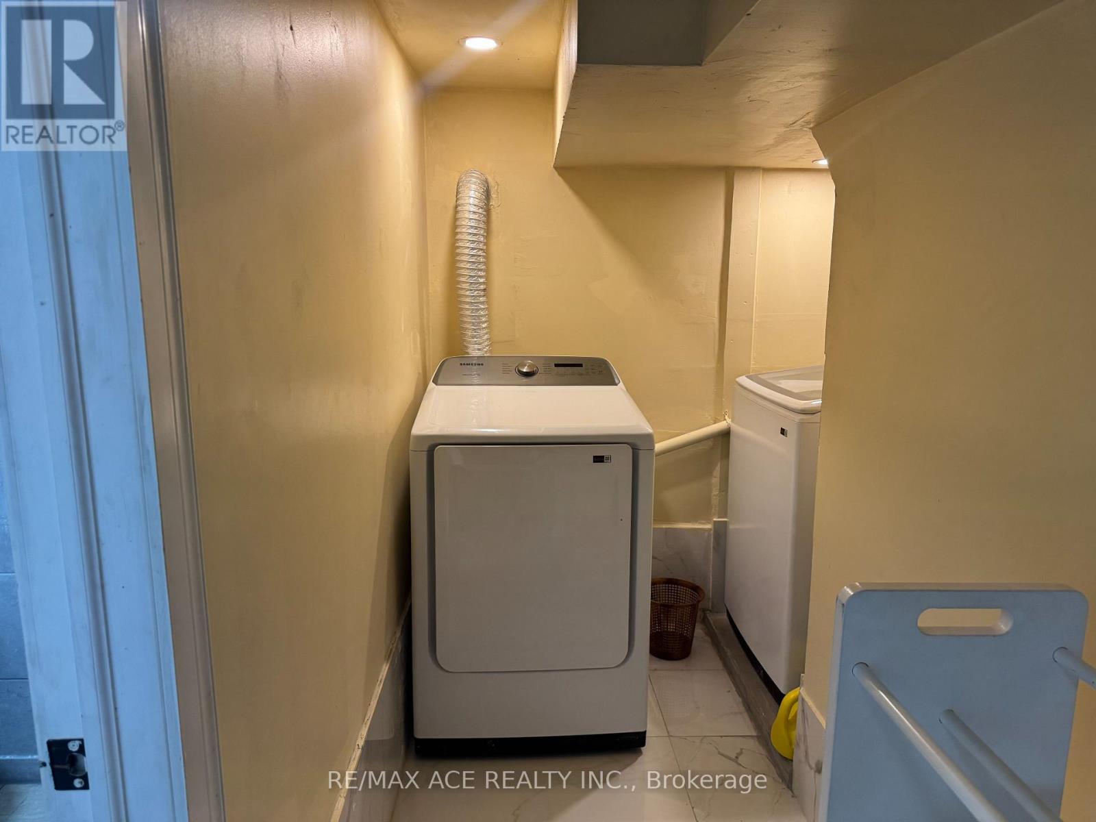 92 Ware Street, Peterborough (Town Ward 3), Ontario  K9J 2B7 - Photo 31 - X12986726