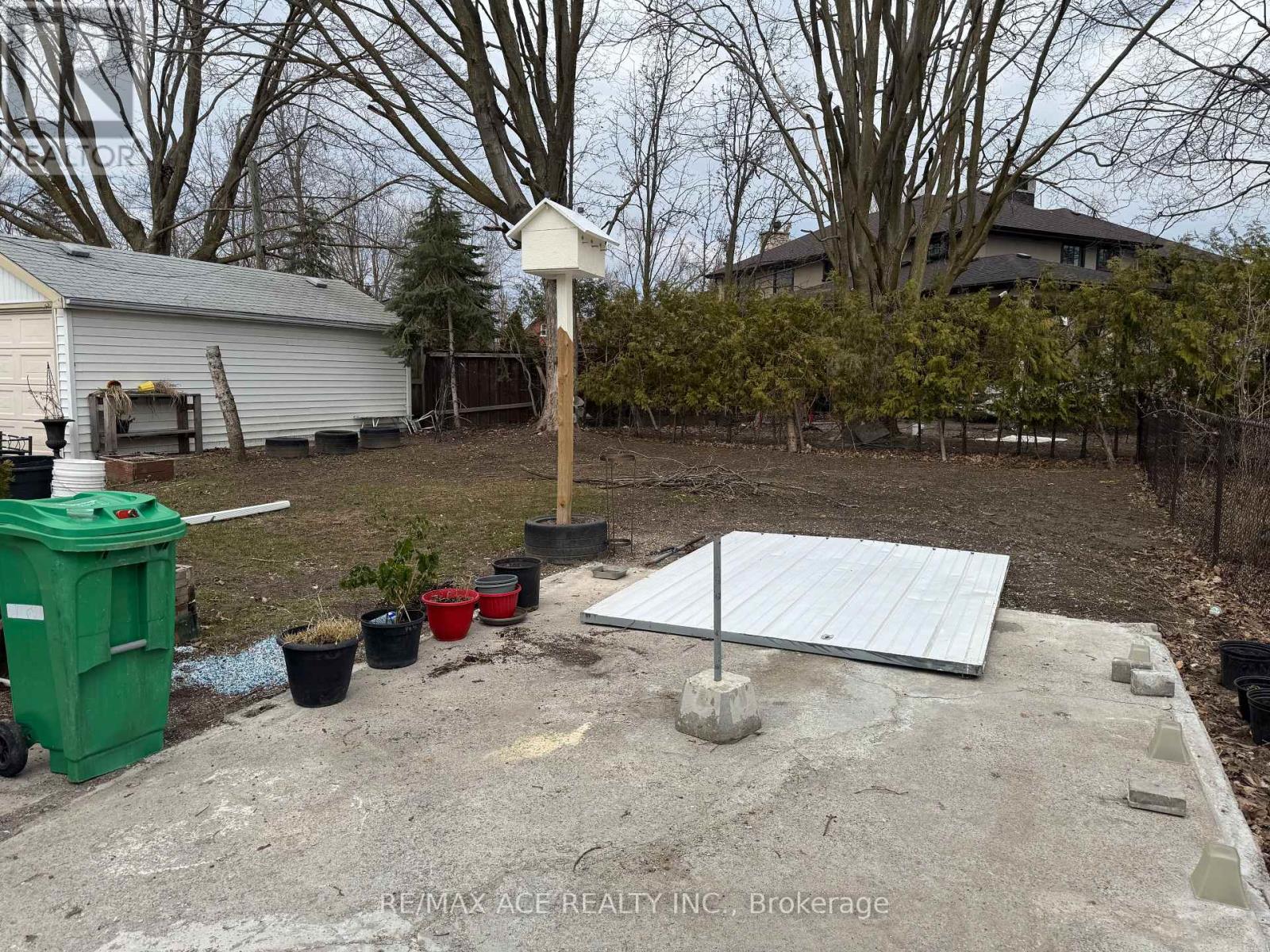 92 Ware Street, Peterborough (Town Ward 3), Ontario  K9J 2B7 - Photo 37 - X12986726