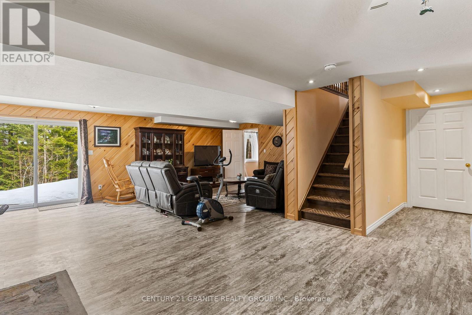 818 Williams Lake Road, Hastings Highlands (Mcclure Ward), Ontario  K0L 1C0 - Photo 21 - X12986806